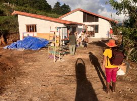 Schule Ekovillca (2)